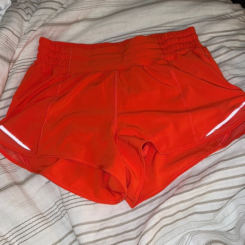 Hotty hot 2.5s high rise. Color is Autumn Red.